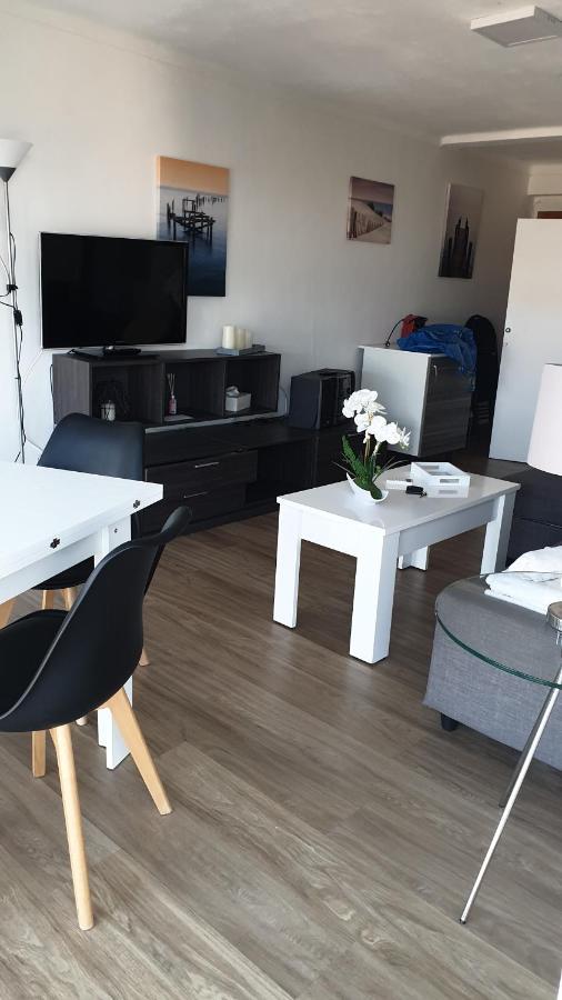 Les Pieds Dans L' Eau Apartment Empuriabrava Exterior foto