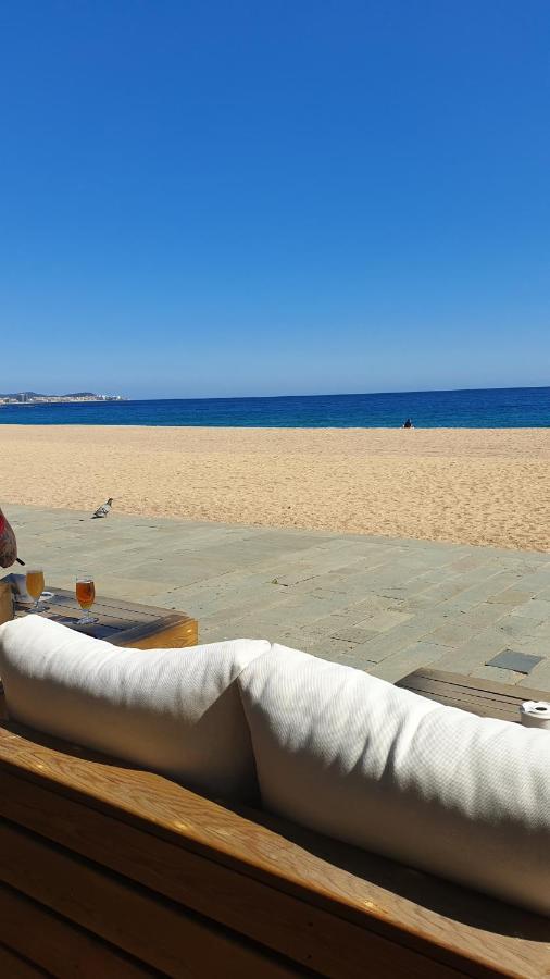 Les Pieds Dans L' Eau Apartment Empuriabrava Exterior foto